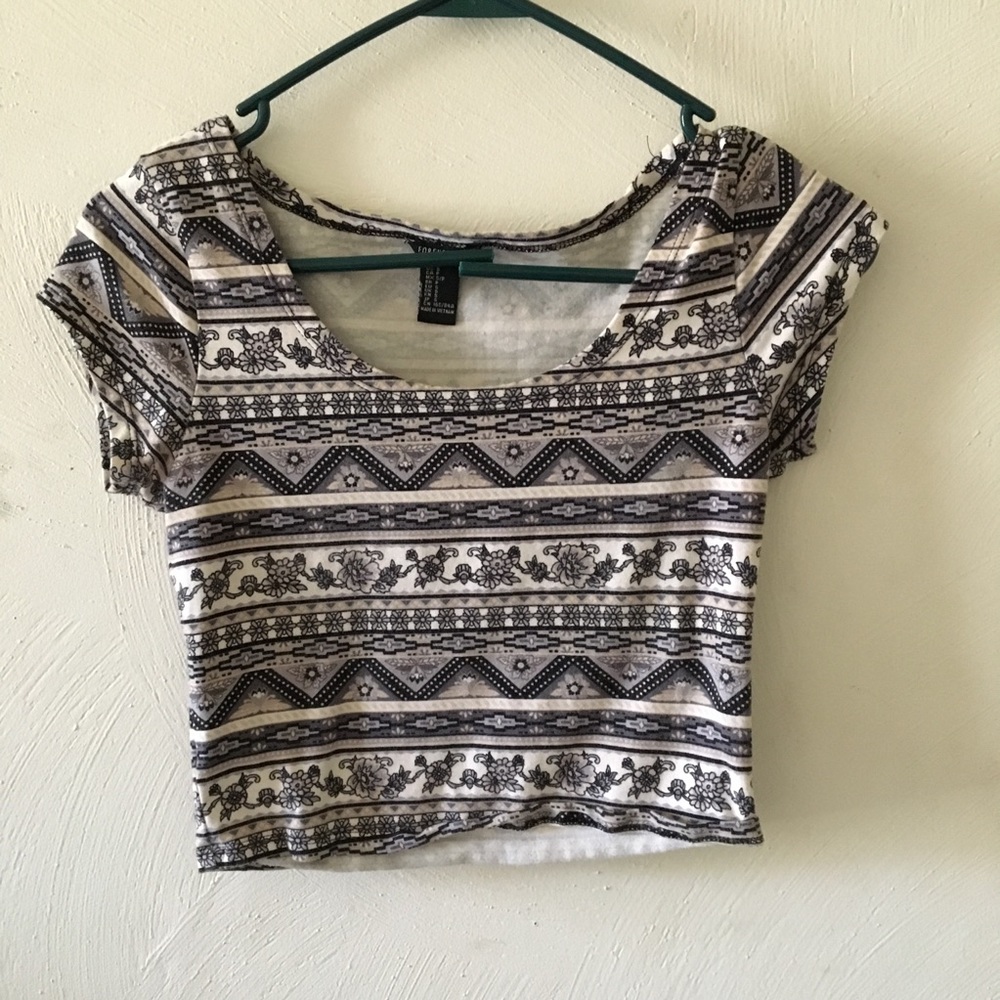 Aztec Patterned shirt - Picture 2 of 2